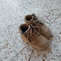 کفش پسرانه  و کاپشن دخترانه|کفش و لباس بچه|اندیمشک, |دیوار