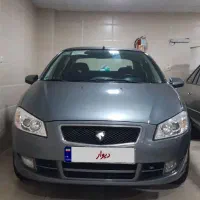 رانا Lx ۹۳، کم کار و بدون رنگ