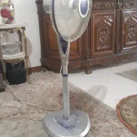 پنکه ایستاده