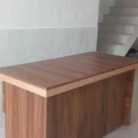 میز مدیریت کاملا نو هست بدون خط خش