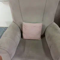 مبل راحتی سالم و تمیز