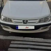 پرشیامدل ۹۸سال سفید