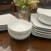 سرویس غذاخوری ۶نفره چینی مربع|ظروف سرو و پذیرایی|مشهد, شهرک امام هادی (شهرک غرب)|دیوار