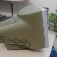 مانیتور قدیمی