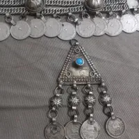 خلخال و پلاک قدیمی