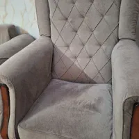 مبل راحتی تر و تمیز در حد