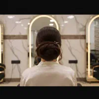 شینیون در عروس سرای ونوس|خدمات آرایشگری و زیبایی|اسلام‌‌آباد غرب, |دیوار