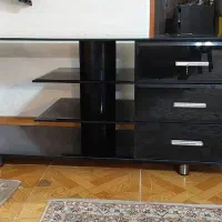 فروش میز تلویزیون کاملا سالم