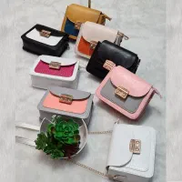 کیف زنانه درختی پیدا شده