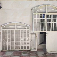 درب و پنجره آهنی