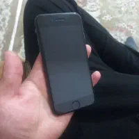آیفون se 2020