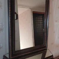 کنار سالنی، ۱۵۰۰ آینه شمعدان  ۲ تومن، تابلو ۷۰۰