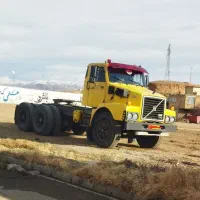 خودرو سنگین ولوو کشنده