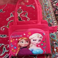 کیف قرمز