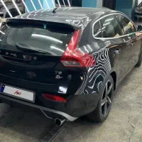 وولوو v40 مدل 2014  R-DESIGN PLUS مشکی بدون رنگ|خودرو سواری و وانت|تهران, ظفر|دیوار
