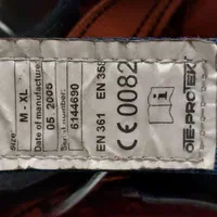 هارنس همراه لنیارد