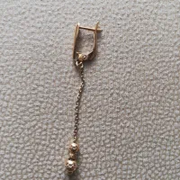 سلام یک قطعه گوشواره گم شده