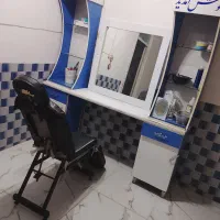 دکور آرایشگاه با صندلی