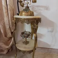 میز و تلفن برنز