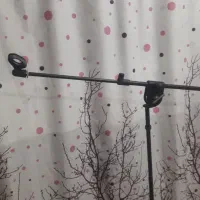 سه پایه میکروفون