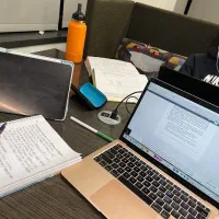 نوشتن و پیشنهاد عنوان‌های تخصصی پایان‌نامه