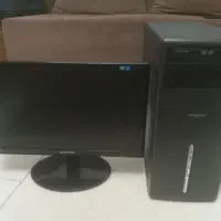 سیستم کامپیوتر با مانیتور