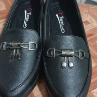 کفش اسپرت کالج|کیف، کفش، کمربند|قم, نیروگاه|دیوار