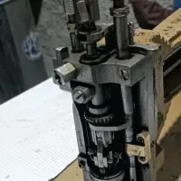 چرخ زه دوزی موزر|چرخ خیاطی و ریسندگی|ایرانشهر, |دیوار