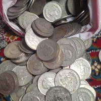 سکه و دستبند قدیمی