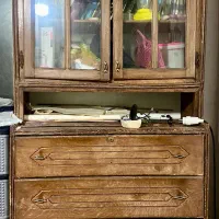 کمد لباس قدیمی