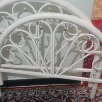 تخت یک نفره فلزی