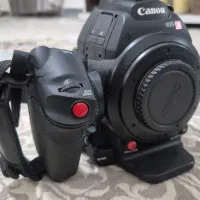 دوربین حرفه ای و سینمایی Canon c100 ii