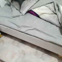 تخت خواب دو نفره با تشک|تخت و سرویس خواب|قدس, شهرقدس|دیوار