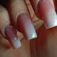 کاشت ناخن|خدمات آرایشگری و زیبایی|سنگر, |دیوار