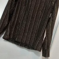 لباس|لباس|شیراز, پانصد دستگاه ارتش|دیوار