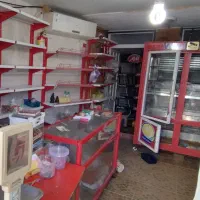 اجاره یک باب مغازه خوار و بار فروشی با جواز