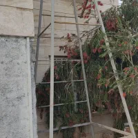 چهارپایه فلزی