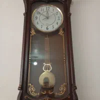 ساعت دیواری کلاسیک شب رنگ دار