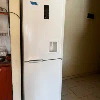 یخچال و فریزر هیمالیا در حد نو