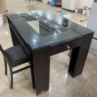 میز تلویزیون شیشه ای و میز ناهارخوری ۴ نفره