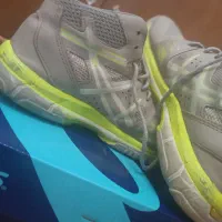 کفش (بسکتبال،والیبال) سایز ۳۹|ورزش‌های توپی|سمنان, |دیوار