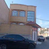 خانه سه طبقه تمیز