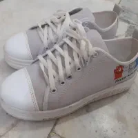 کتونی سایز۳۸