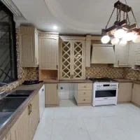 آپارتمان-175-متر-سه-خواب-پاسداران-گلستان