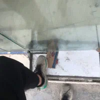 نصب و‌ تعمیر شیشه سکوریت و کرکره برقی|خدمات پیشه و مهارت|گرگان, |دیوار