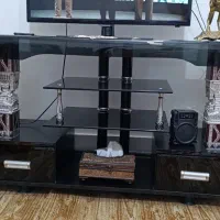 میز تلویزیون شیشه ای