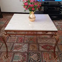 میز وسط