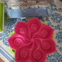 سبد نان و قالب ژله