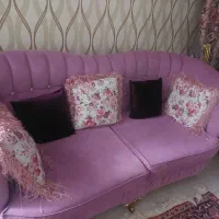 ویترین کاملا نو وتمیز بدون خط وخش کاناپه ۳ نفر|بوفه، ویترین، کنسول|اصفهان, خرم|دیوار