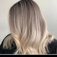 کراتین بوتاکس پروتئین و خدمات رنگ و لایت